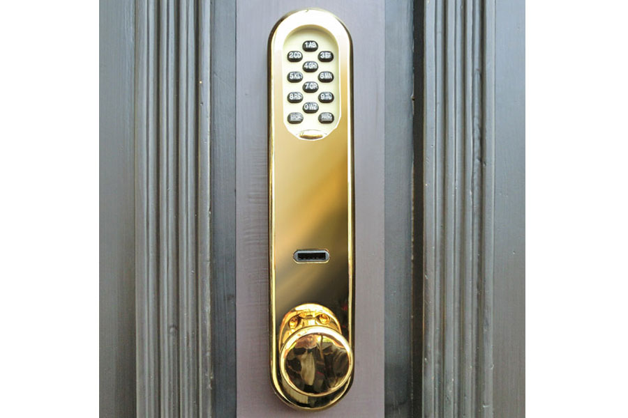 schlösser-1.1-900×600